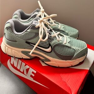 Nike Mint Green and Gray V5 Air-Tech Trainer Sneakers